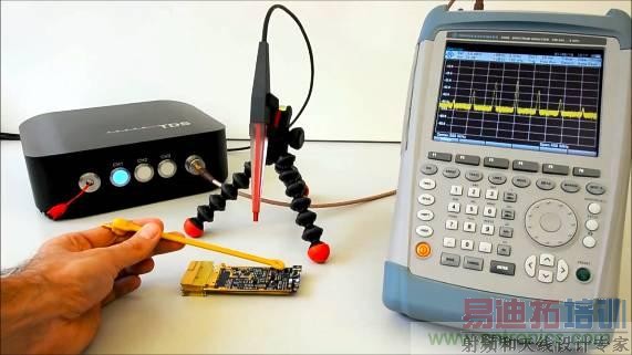 传统金属近场探棒PK新型的微光子主动近场探棒,孰优孰劣?