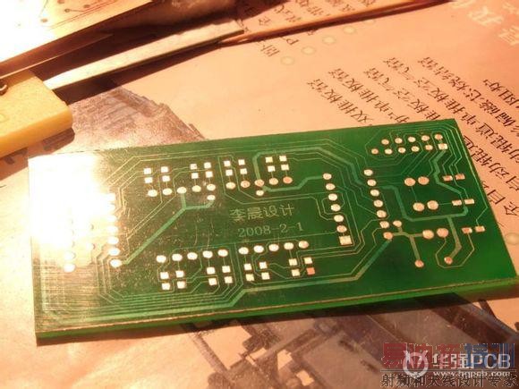 DIY图文教程:绿油阻焊热转印制作PCB