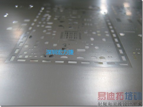 ����ʽ�ְ�(step-down stencil)