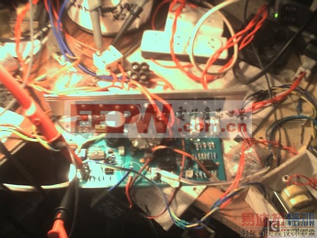 ����һ������ͼ������ɷŴ󡣰�סCTRL�����������ֿ���������