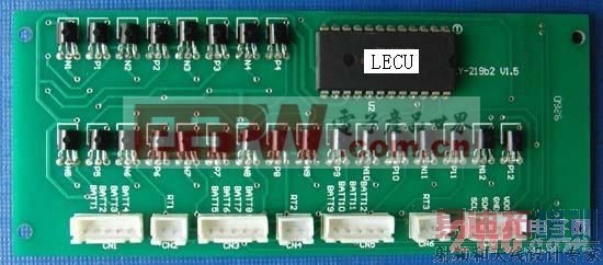 �����ص�ѹ�¶Ȳɼ������ͼ