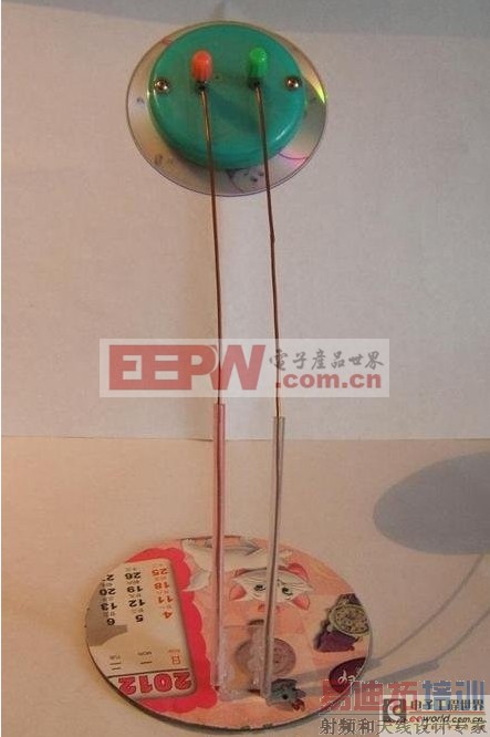 分享业内高手DIY打造智能无线供电台灯的设计